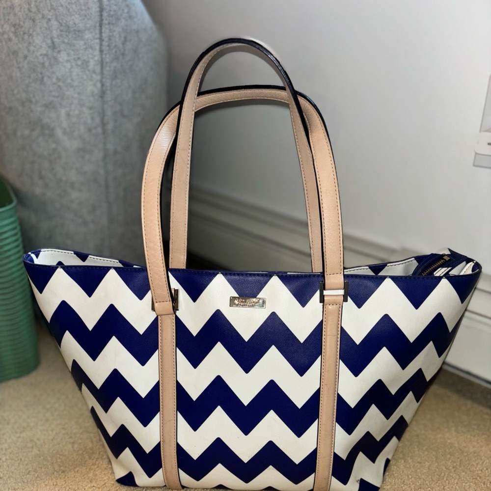 Kate Spade Blue and White Chevron Tote
